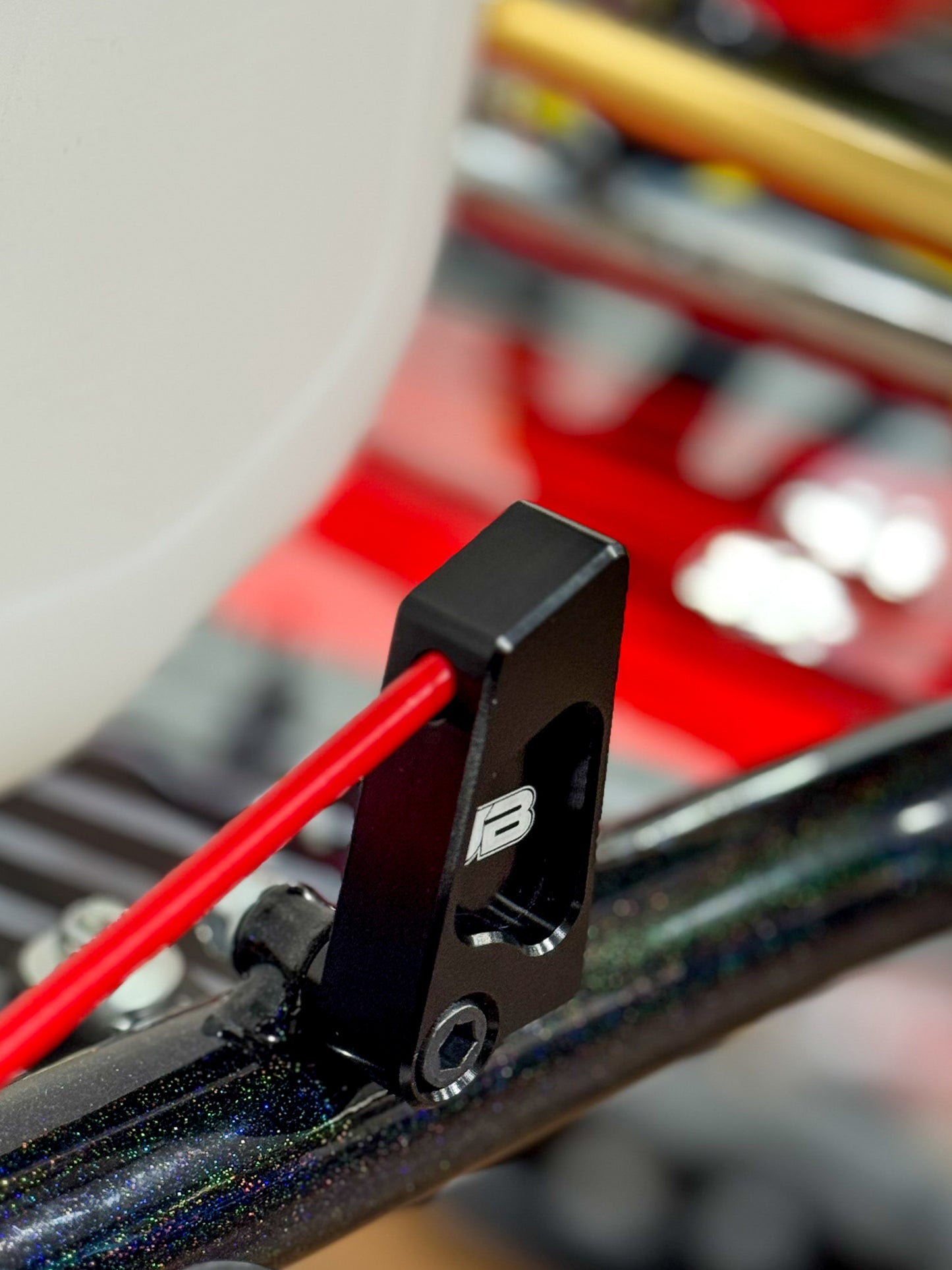 Throttle riser adapter